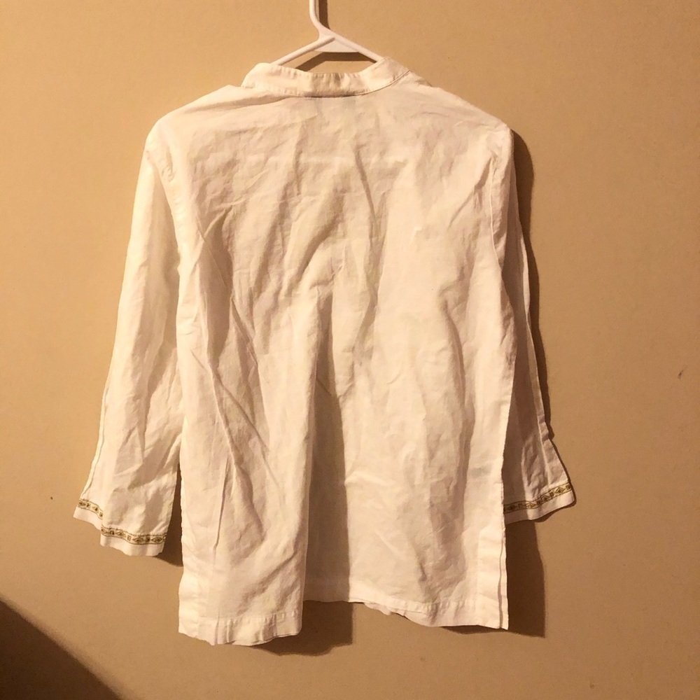 ⭐️ Jones New York Embroidered Top - Picture 6 of 6